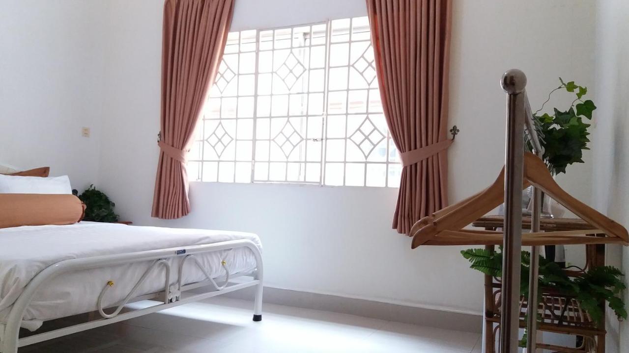 Dutch Hosted B&B, Abc Phnom-Penh Buitenkant foto